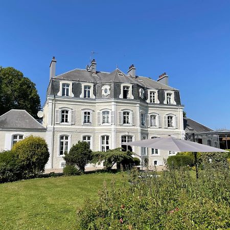 Najeti Hôtel Château Cléry Hesdin-lʼAbbé Esterno foto