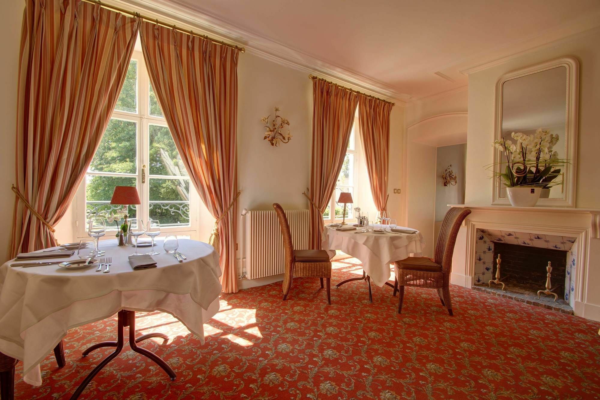 Najeti Hôtel Château Cléry Hesdin-lʼAbbé Esterno foto