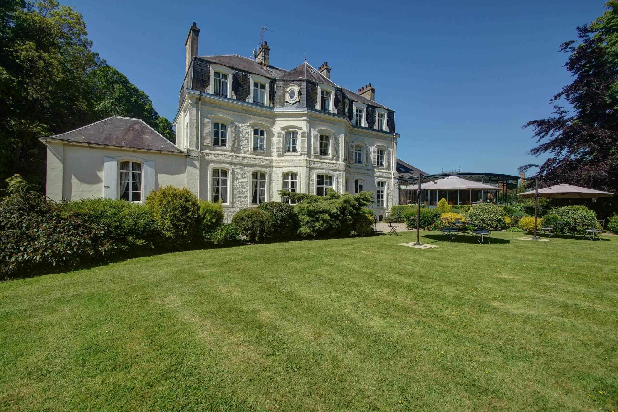 Najeti Hôtel Château Cléry Hesdin-lʼAbbé Esterno foto