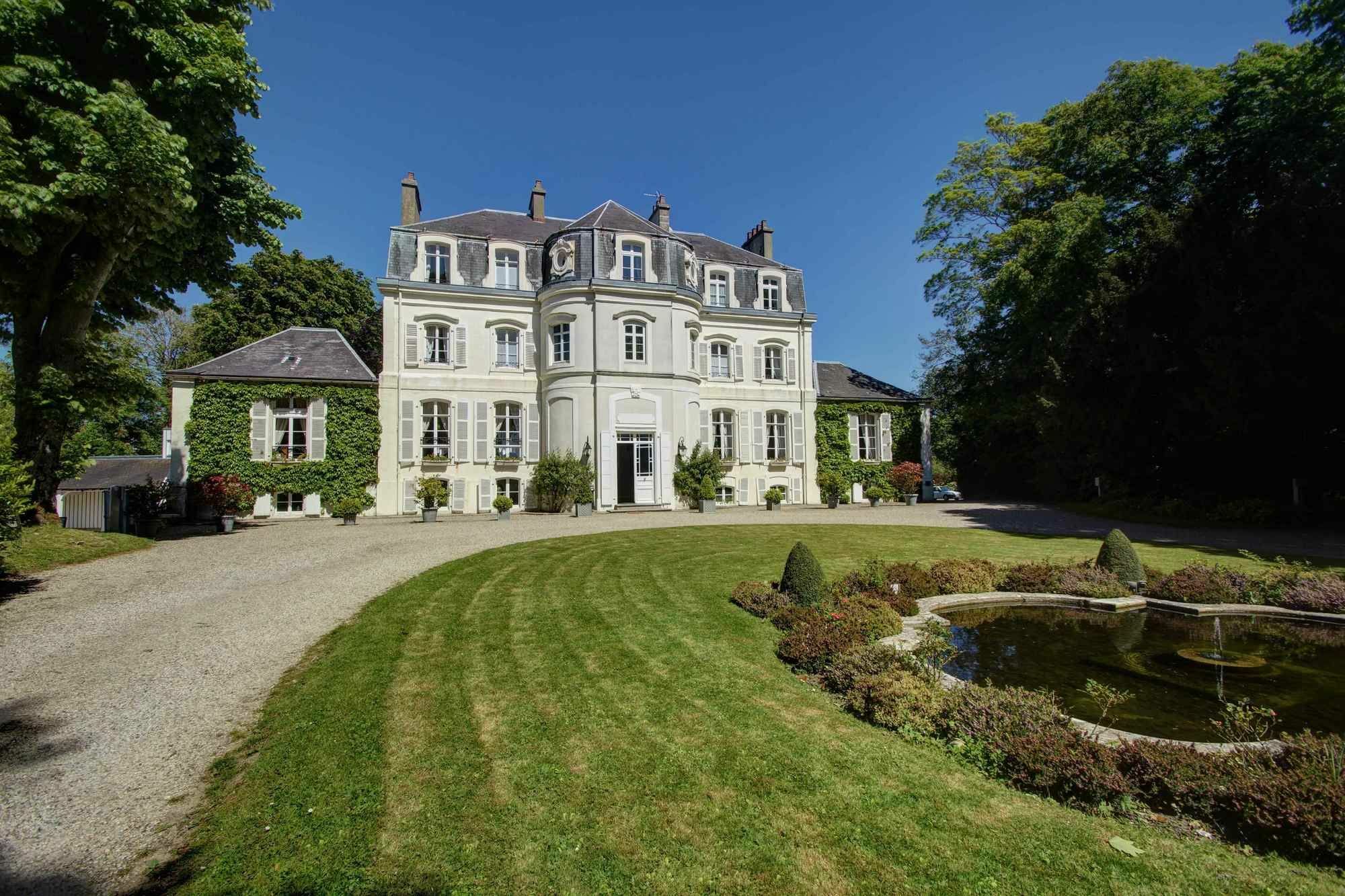 Najeti Hôtel Château Cléry Hesdin-lʼAbbé Esterno foto